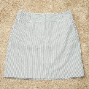 Ann Taylor LOFT Women Seersucker Mini Skirt Sz 0—White Gray Stripe Zip-Up Lined